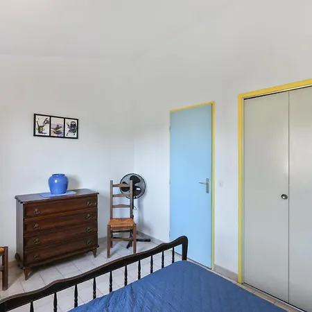 펜션 Maison Confortable Pres Des Plages De Saint-raphael *