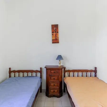 Feriehus Maison Confortable Pres Des Plages De Saint-raphael *