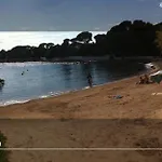 Maison Confortable Pres Des Plages De Saint-raphael Сен-Рафаэль