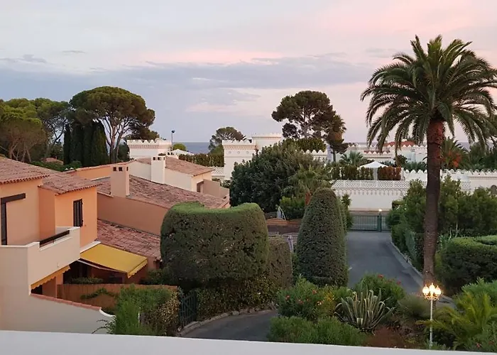 Tatil Evi Maison Confortable Pres Des Plages De Saint-raphael Saint-Raphaël