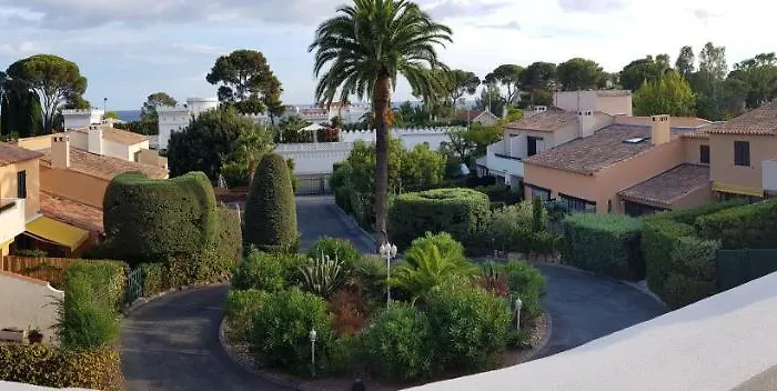 Maison Confortable Pres Des Plages De Saint-raphael Tatil Evi