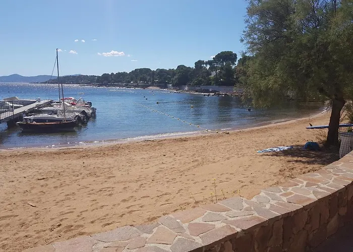 Сasa de vacaciones Maison Confortable Pres Des Plages De Saint-raphael *